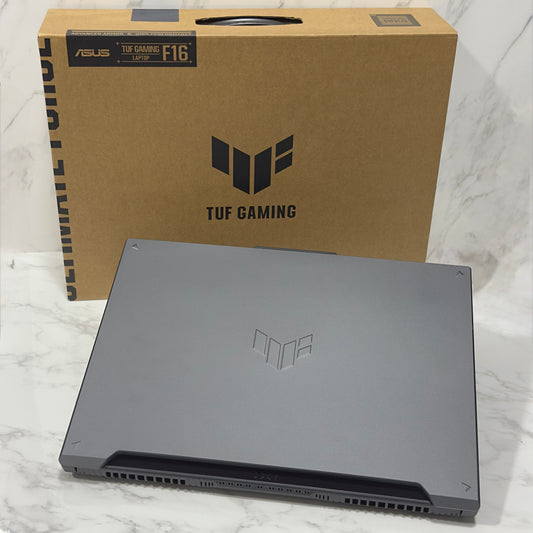 Portátil Asus Tuf F16 con RTX 3050