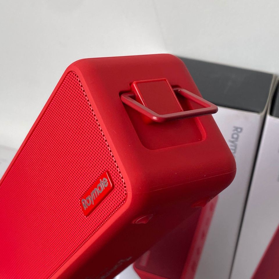 Parlante Raymate R5 bluetooth IPX7