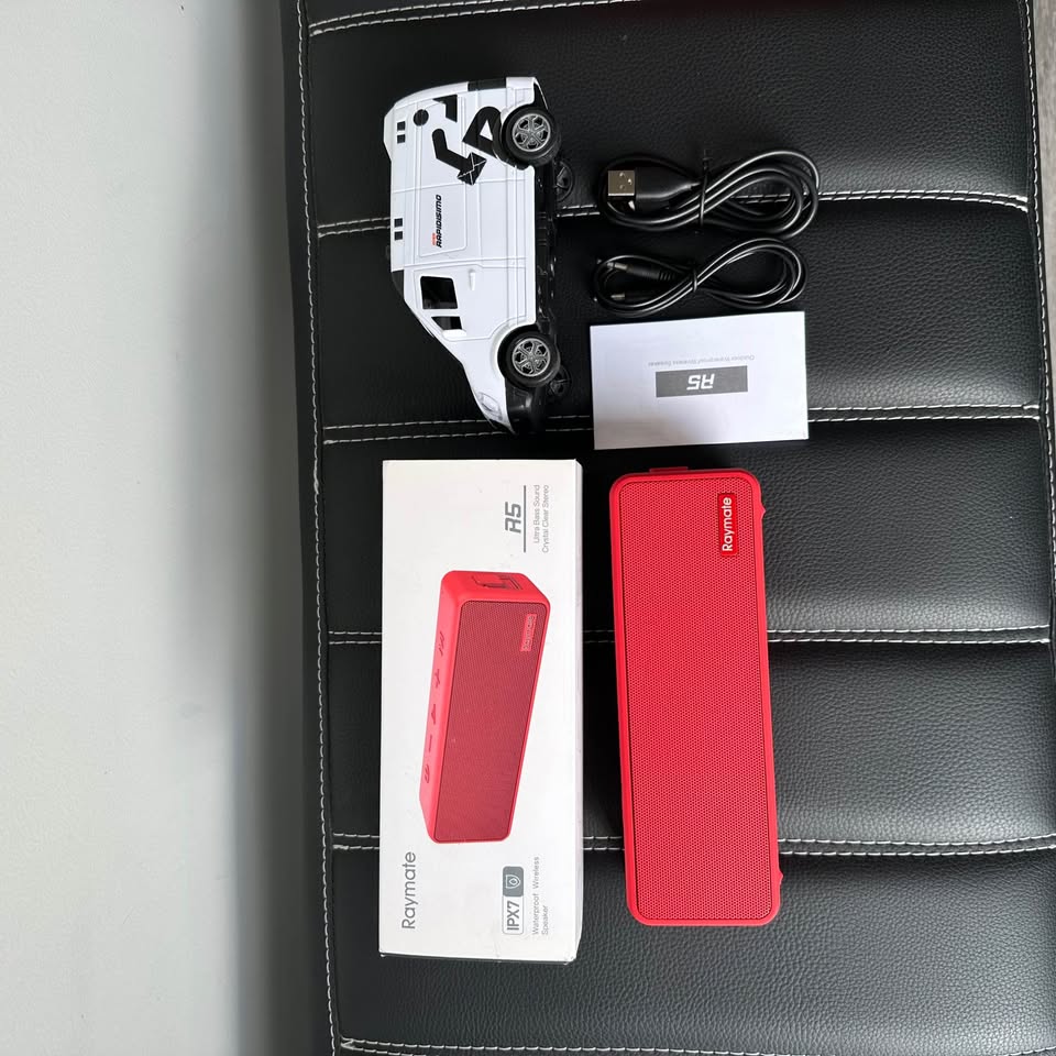 Parlante Raymate R5 bluetooth IPX7