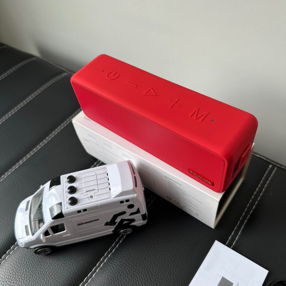 Parlante Raymate R5 bluetooth IPX7